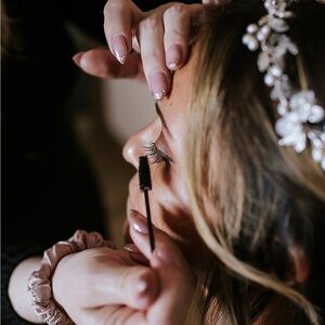 Lola Silver Floral Hair Accessory